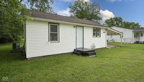 523 Patterson Road Columbus IN 47203