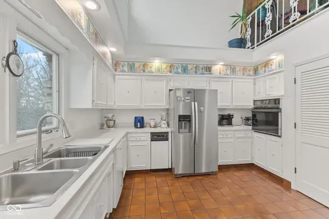 5501 Surrey Hill Road Indianapolis IN 46226