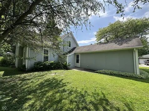 302 E Washington Street Waynetown IN 47990