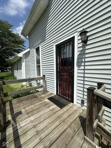 302 E Washington Street Waynetown IN 47990
