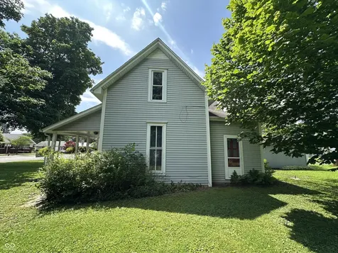 302 E Washington Street Waynetown IN 47990