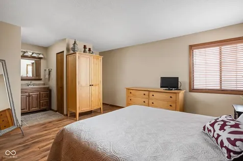 33 Dominion Drive Zionsville IN 46077