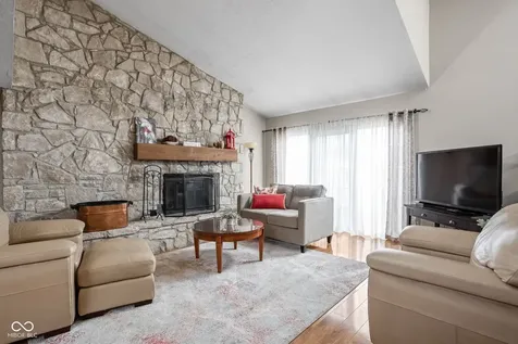 33 Dominion Drive Zionsville IN 46077