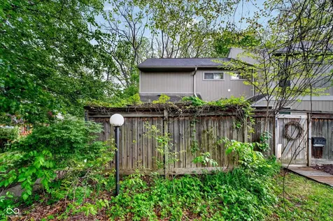 4229 Woodsage Trace Indianapolis IN 46237