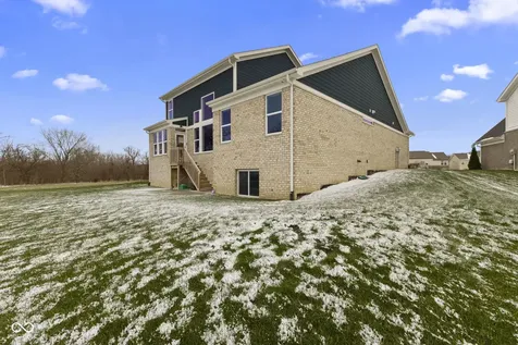 9962 Mosaic Blue Way Indianapolis IN 46239