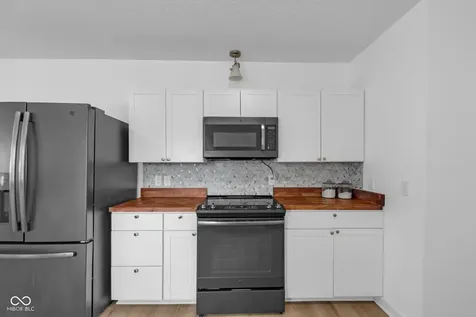 7845 Bluff Road Indianapolis IN 46217