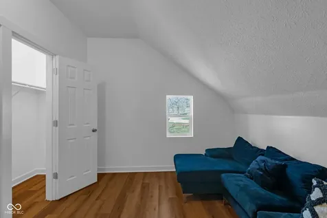 7845 Bluff Road Indianapolis IN 46217