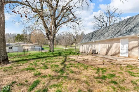7845 Bluff Road Indianapolis IN 46217