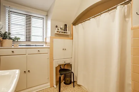 36 W 56th Street Indianapolis IN 46208