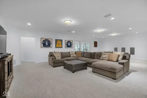 710 Pebble Brook Place Noblesville IN 46062
