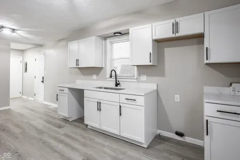 3516 N Richardt Avenue Indianapolis IN 46226