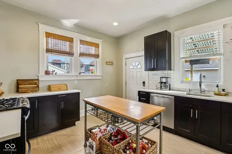 437 Sanders Street Indianapolis IN 46225