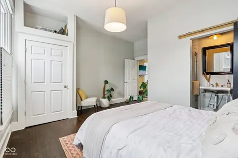 437 Sanders Street Indianapolis IN 46225