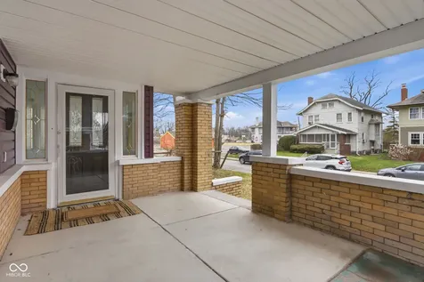 3825 Carrollton Avenue Indianapolis IN 46205