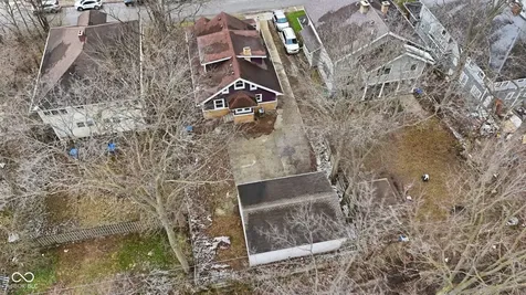 3825 Carrollton Avenue Indianapolis IN 46205