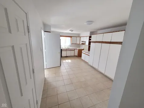 7450 Lions Head Drive Indianapolis IN 46260