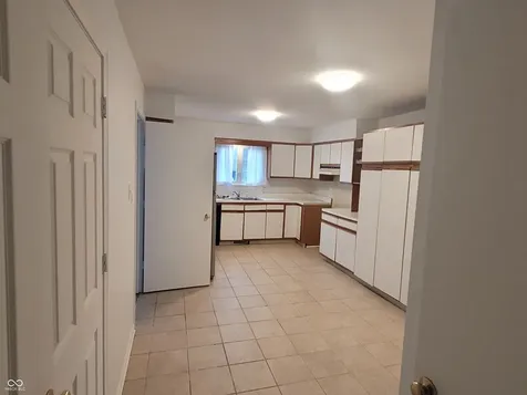 7450 Lions Head Drive Indianapolis IN 46260