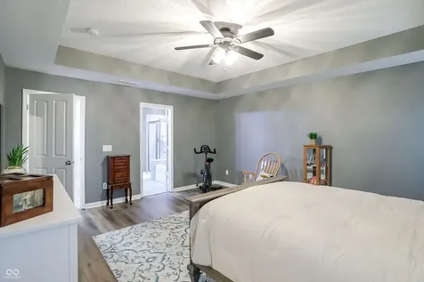 7827 Hedgehop Drive Zionsville IN 46077