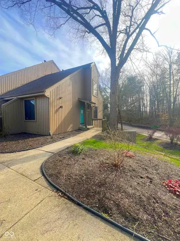 98 Lookout Ridge Drive Columbus IN 47201