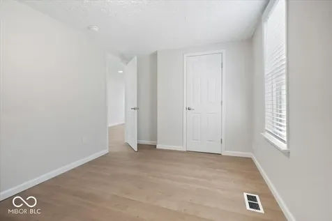 2624 E 18th Street Indianapolis IN 46218