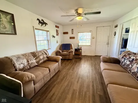 8248 W 300 S Columbus IN 47201