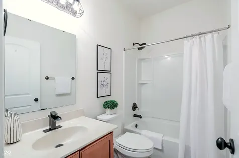1035 Coral Springs Drive Cicero IN 46034