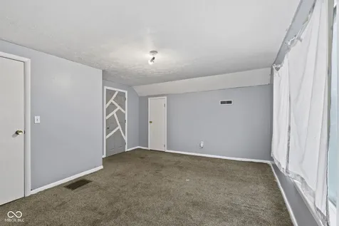 1546 Hoefgen Street Indianapolis IN 46203