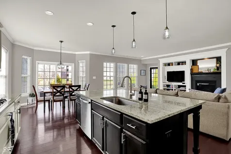 6412 Silver Maple Way Zionsville IN 46077