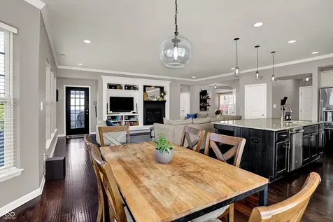 6412 Silver Maple Way Zionsville IN 46077