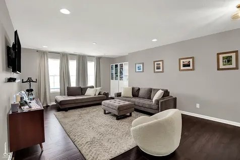 6412 Silver Maple Way Zionsville IN 46077