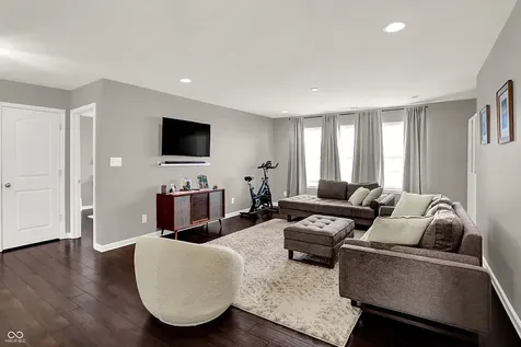 6412 Silver Maple Way Zionsville IN 46077