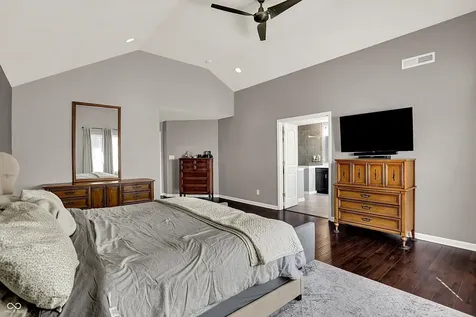 6412 Silver Maple Way Zionsville IN 46077