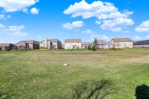6412 Silver Maple Way Zionsville IN 46077