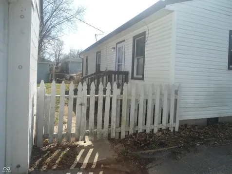 2811 S Villa Avenue S Indianapolis IN 46203
