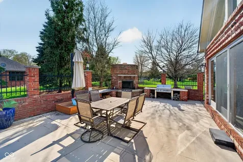 7743 Harnessmaker Court Plainfield IN 46168