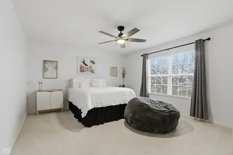 1035 Heatherwood Drive Greenwood IN 46143