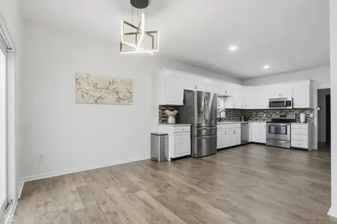 1035 Heatherwood Drive Greenwood IN 46143