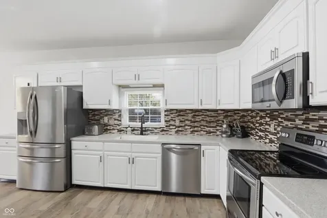 1035 Heatherwood Drive Greenwood IN 46143
