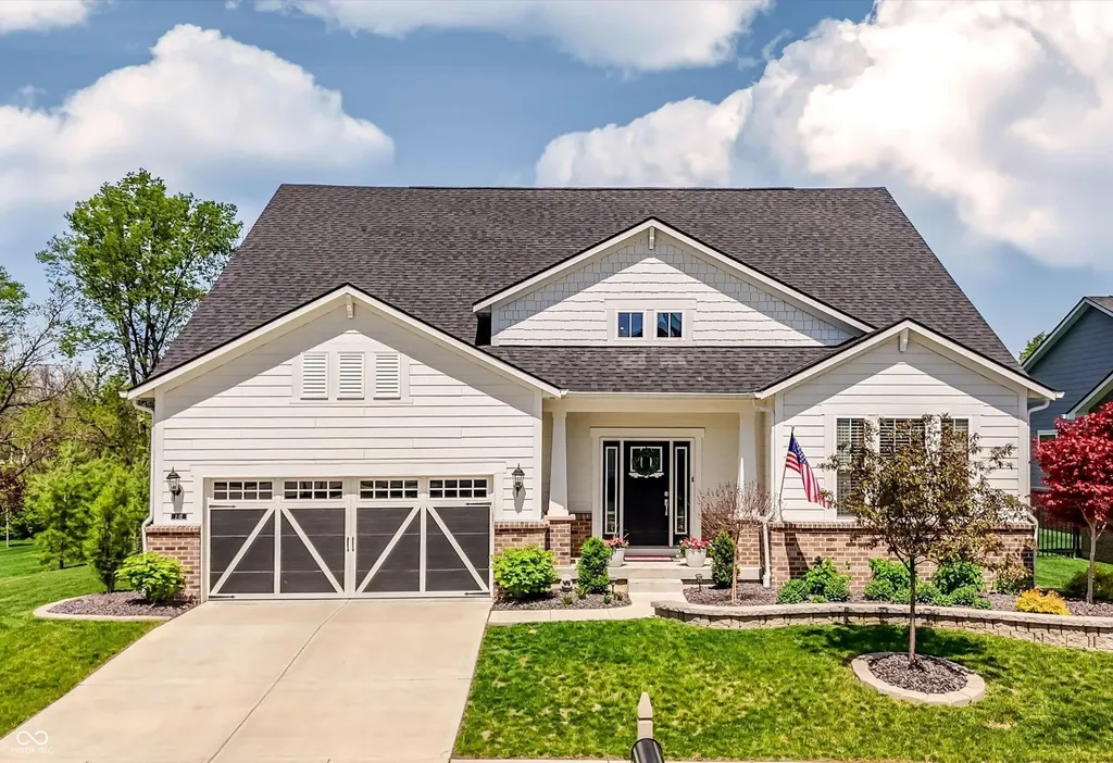702 Whispering Oaks Drive Carmel IN 46032