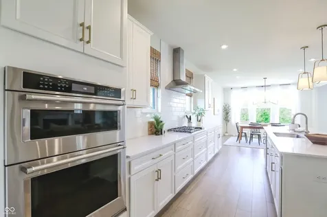 702 Whispering Oaks Drive Carmel IN 46032