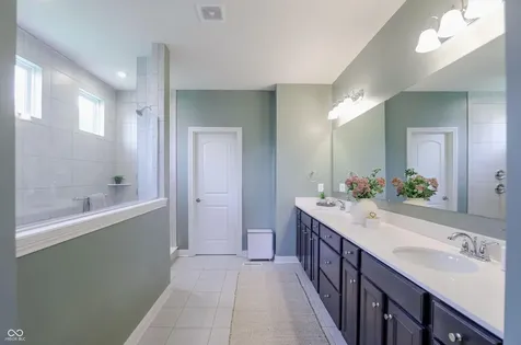 702 Whispering Oaks Drive Carmel IN 46032