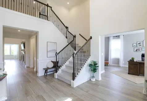 702 Whispering Oaks Drive Carmel IN 46032