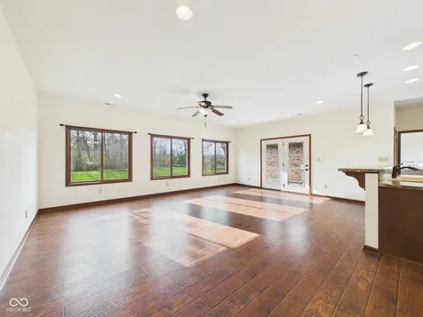 143 Devonshire Court Anderson IN 46013