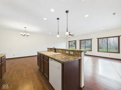 143 Devonshire Court Anderson IN 46013