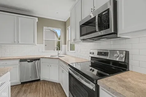 26 Verdant Drive Cicero IN 46034