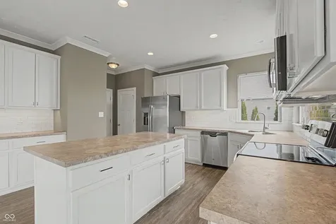 26 Verdant Drive Cicero IN 46034