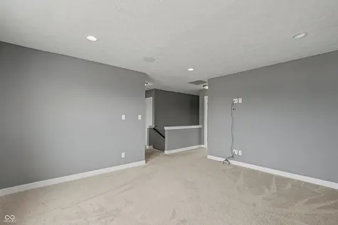 26 Verdant Drive Cicero IN 46034