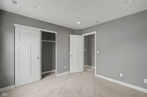 26 Verdant Drive Cicero IN 46034