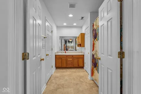 865 W Palomino Place Bargersville IN 46106