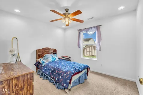 865 W Palomino Place Bargersville IN 46106